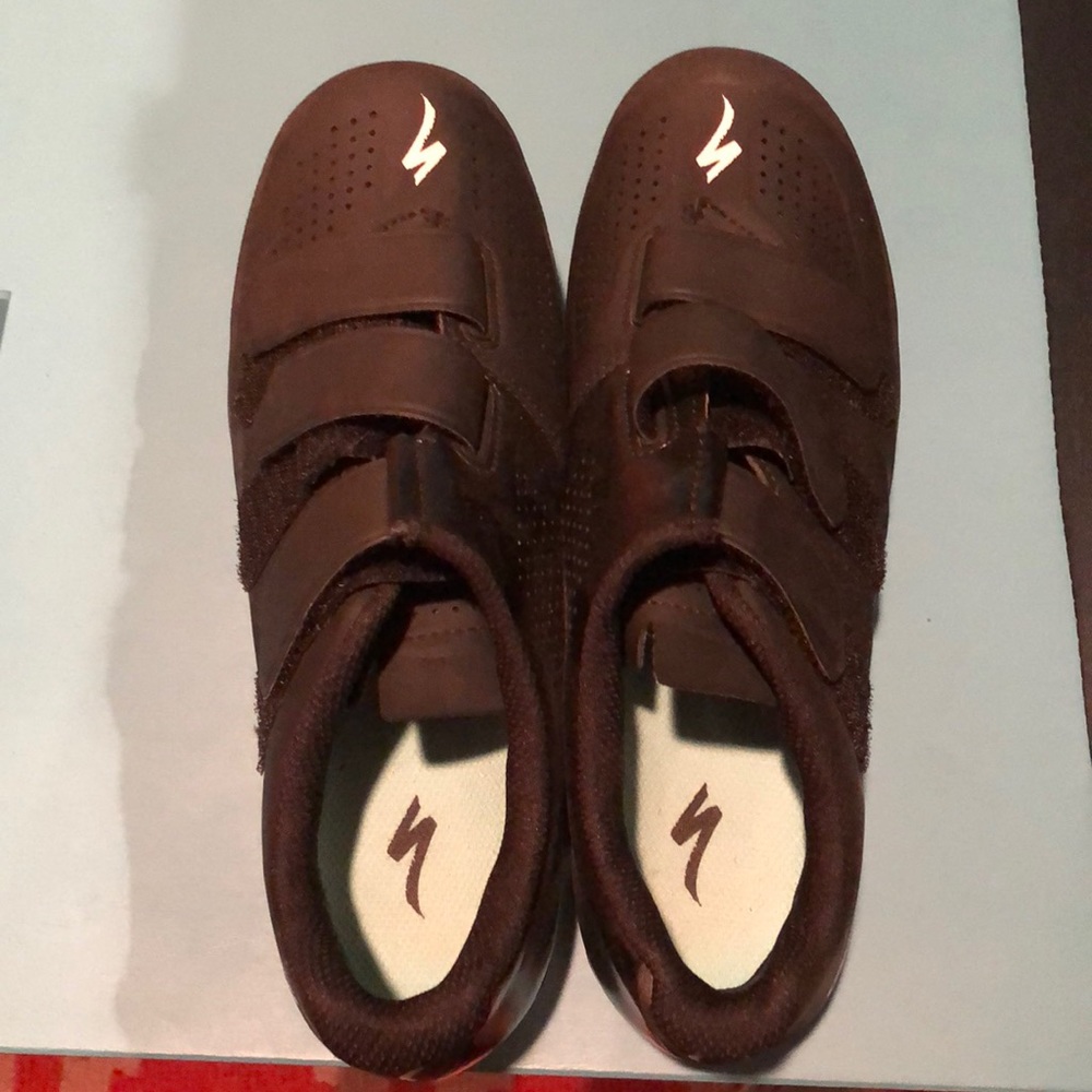 New Specialized spin shoes US size 7.5 EU 38